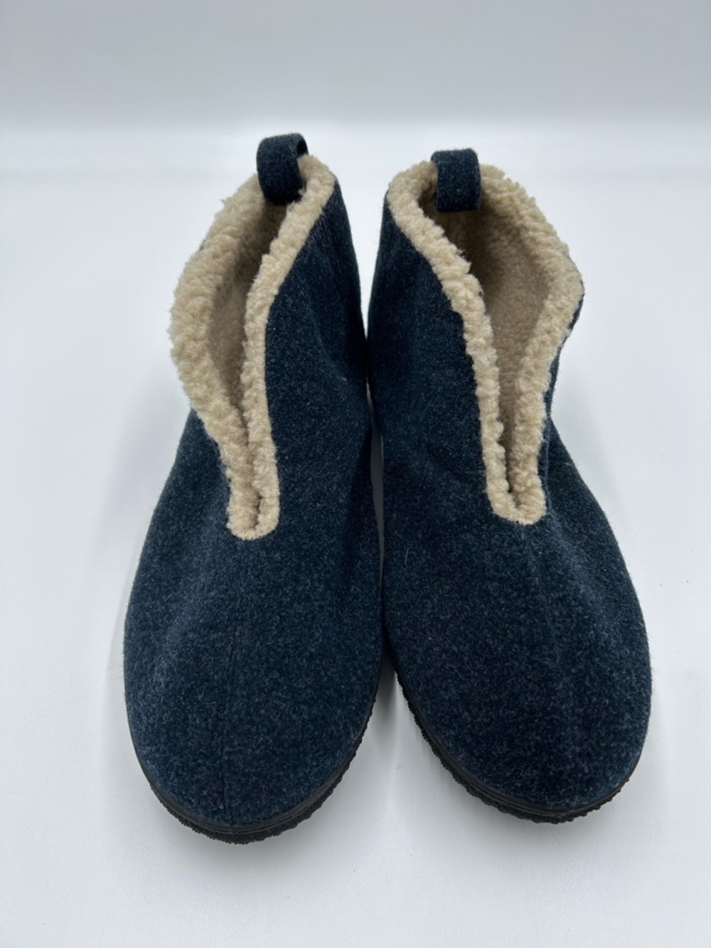 Woolrich Navy Fleece-Lined Slip-Ons 10 NWOT